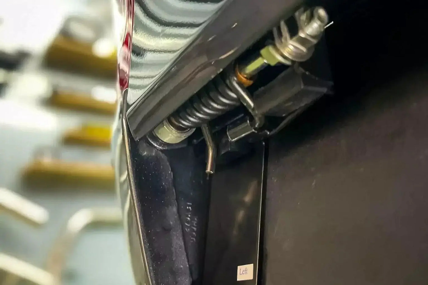 ProLift Tailgate Assist For Ford Ranger PX PX2 PX3 2012-2021 - UniUte - UniUte