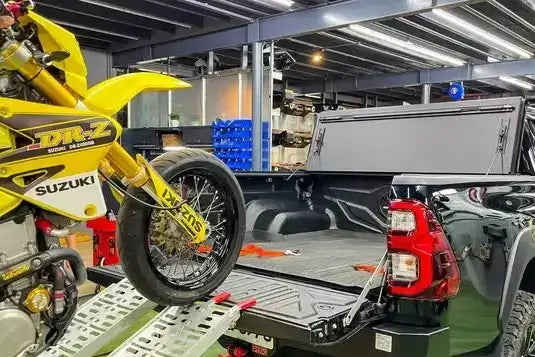 Quad-Fold Hard Lid Tonneau Cover for Toyota HiLux SR5 2015-2025 - UniUte