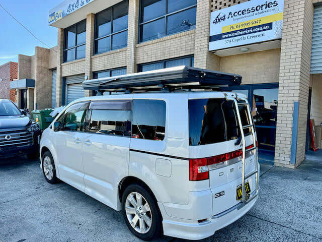 2 Person Aluminium HardShell Roof Top Tent with Side Awning