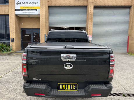 Rear view of GWM Ute with UniUte Gen2 Manual Roller Shutter 2020-2025, featuring the gwm cannon roller shutter for secure storage.