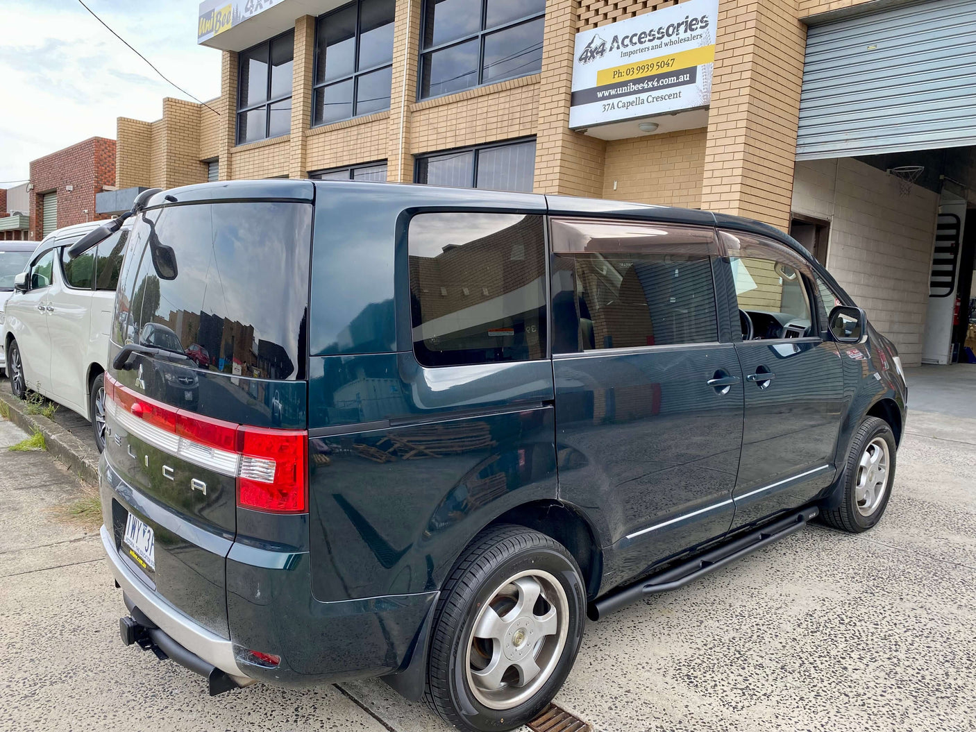 3" Black Side Bars For Mitsubishi DELICA D5 2006-2019 - UniUte