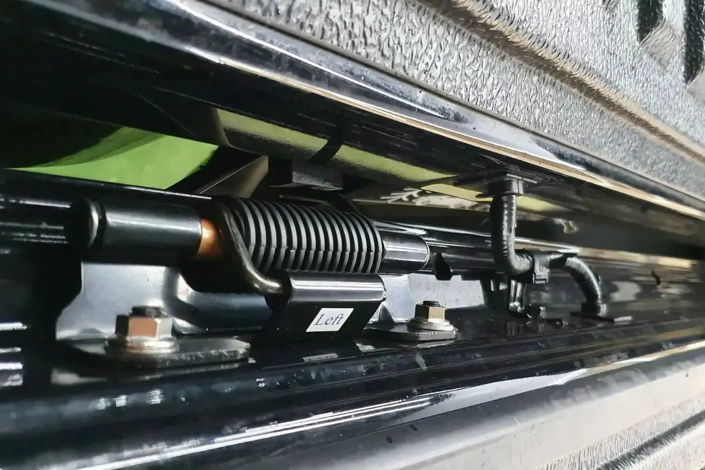 ProLift Tailgate Assist For Toyota Hilux SR5 2015-2025 - UniUte - UniUte