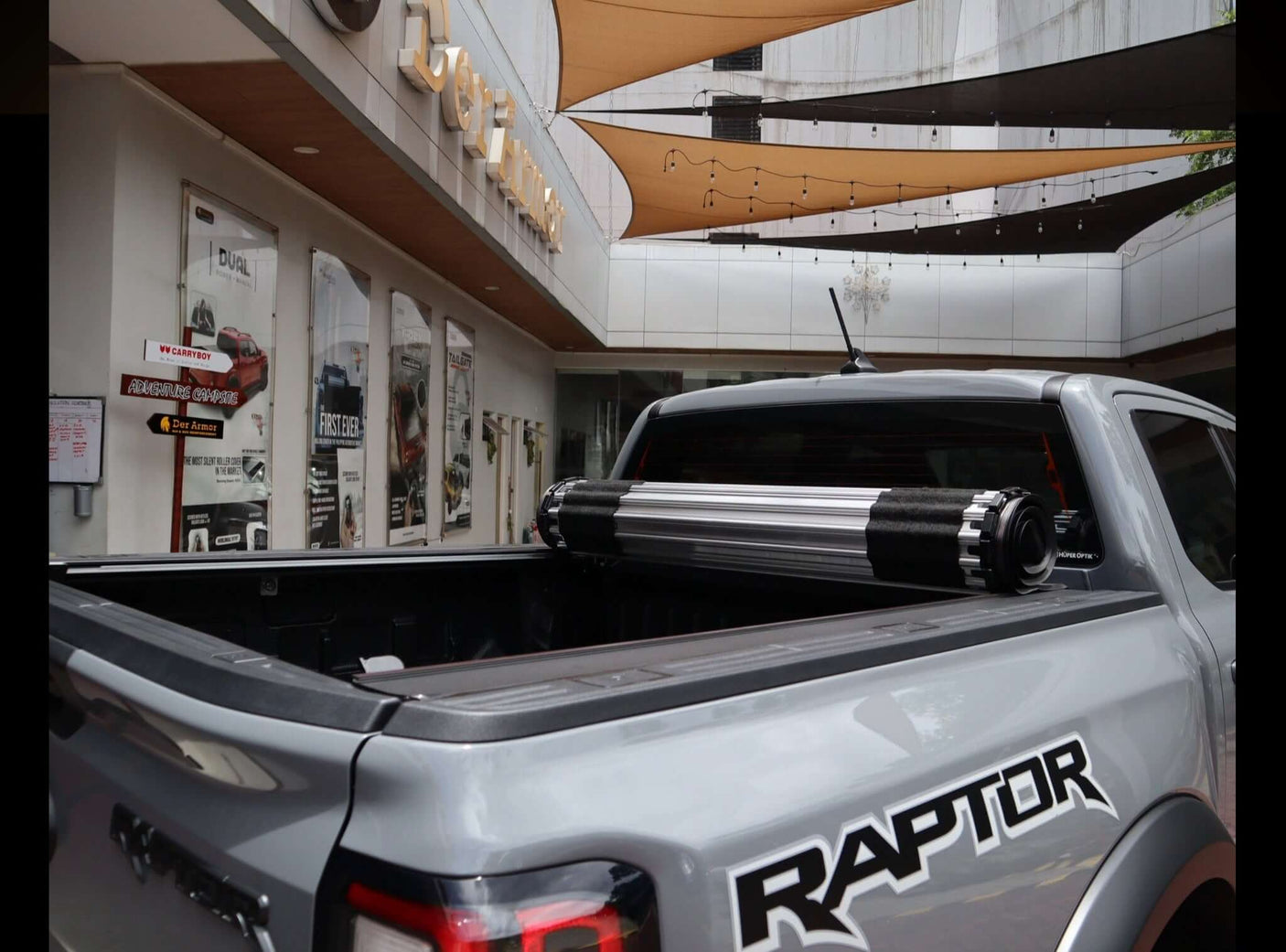 HR REVOLVER Hard Rolling Cover for Ford Ranger NextGen 2022-2025 - UniUte - UniUte