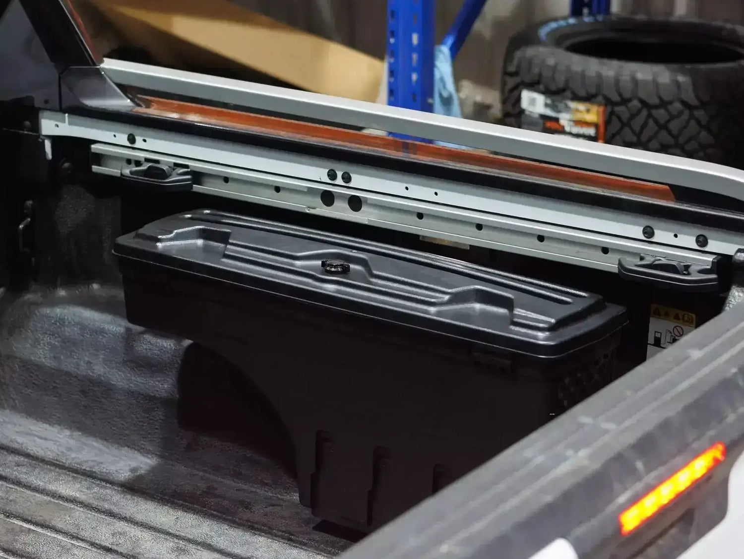 Smart Tool Box for Ford Ranger RA Next Gen 2022+ | Swing-Out Ute Storage – UniUte