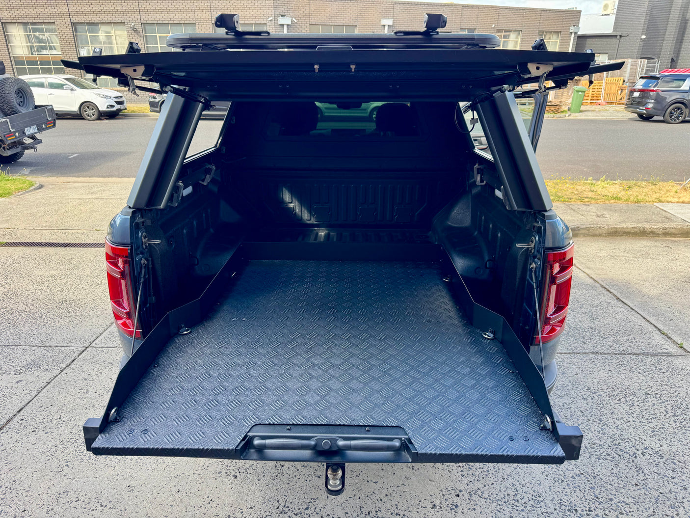 BYD Shark 6 Sliding Tray 2025+ UniUte