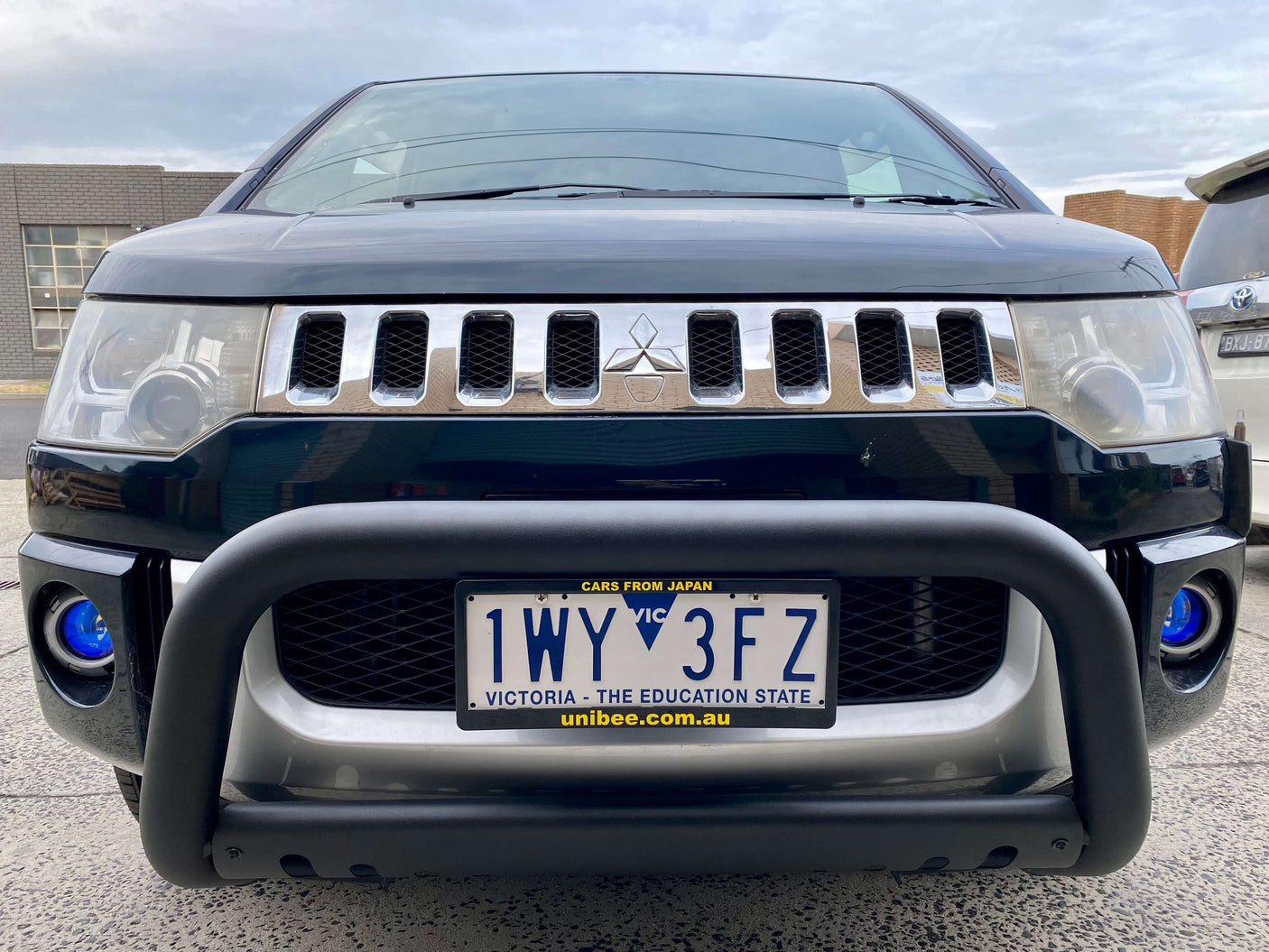 Nudge Bar For Mitsubishi DELICA D5 2006-2019 - UniUte - UniUte