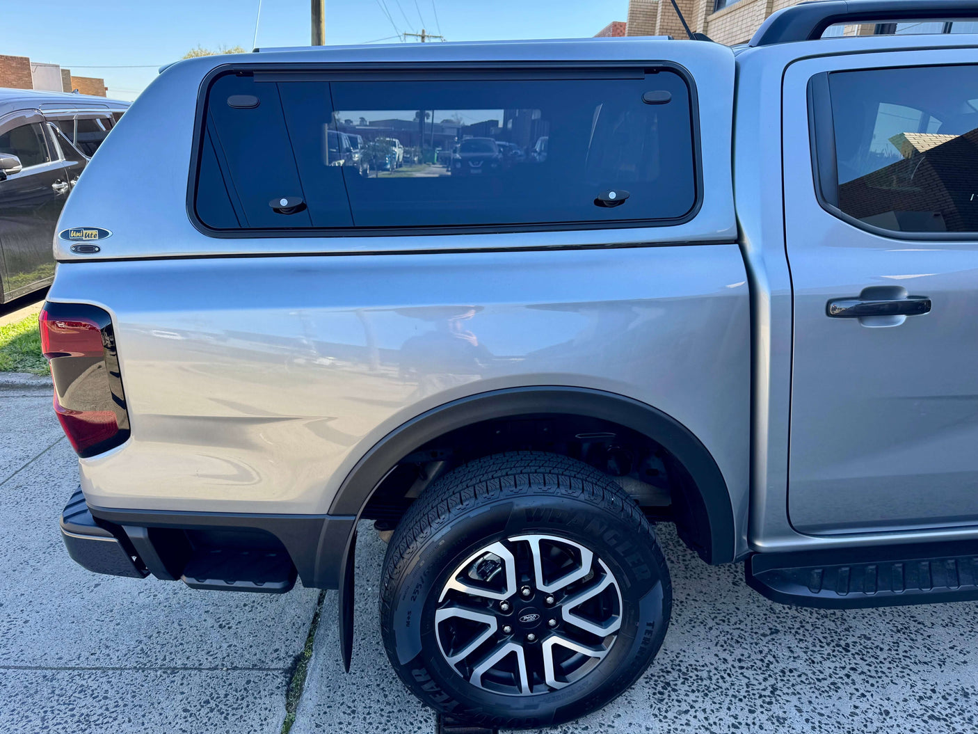 Ford Ranger Canopy on NextGen RA 2022-2025 - FORCE PRO model, enhancing 4x4 versatility and style.
