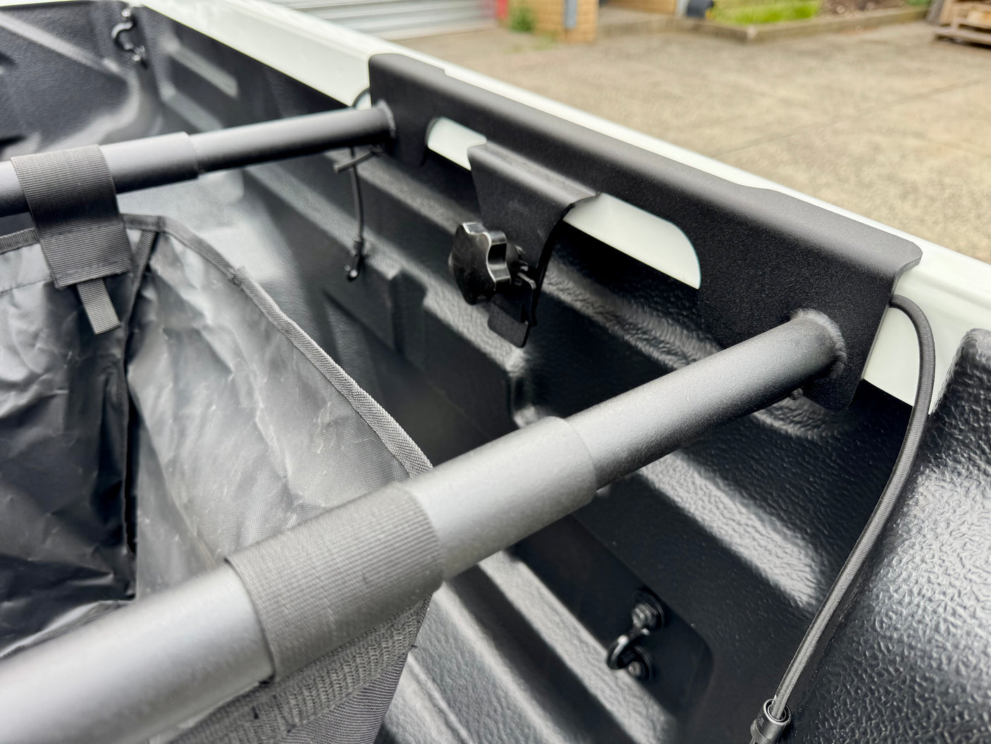 Ute Tub Organiser Hammock — Universal Ute Tray Storage