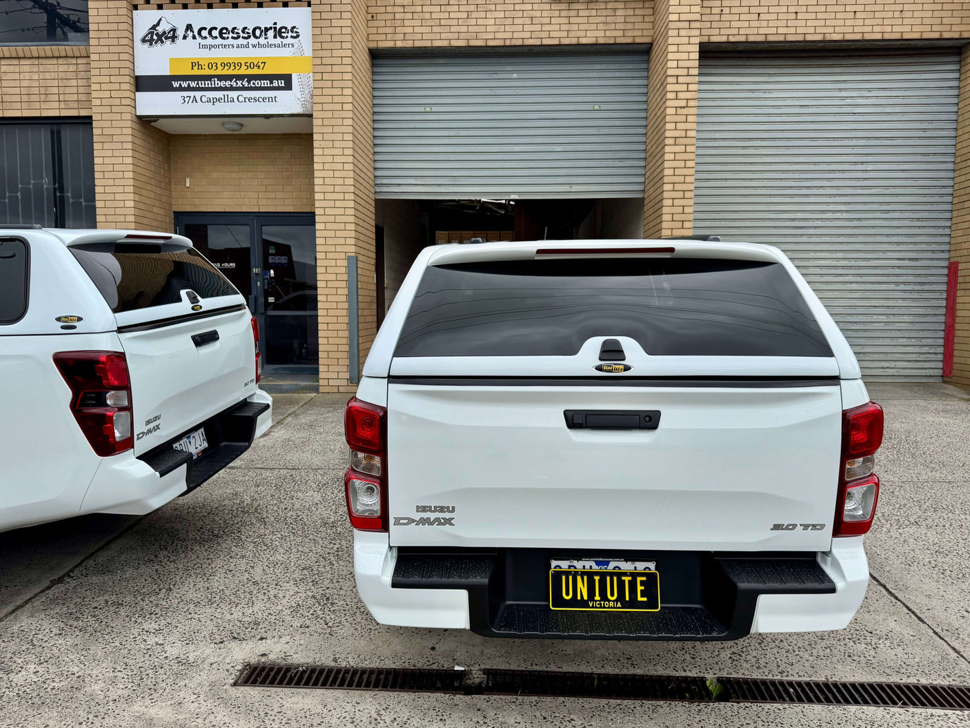 Canopy DMax 2020-2025 Isuzu FORCE PRO on pickup truck at 4x4 Accessories shop