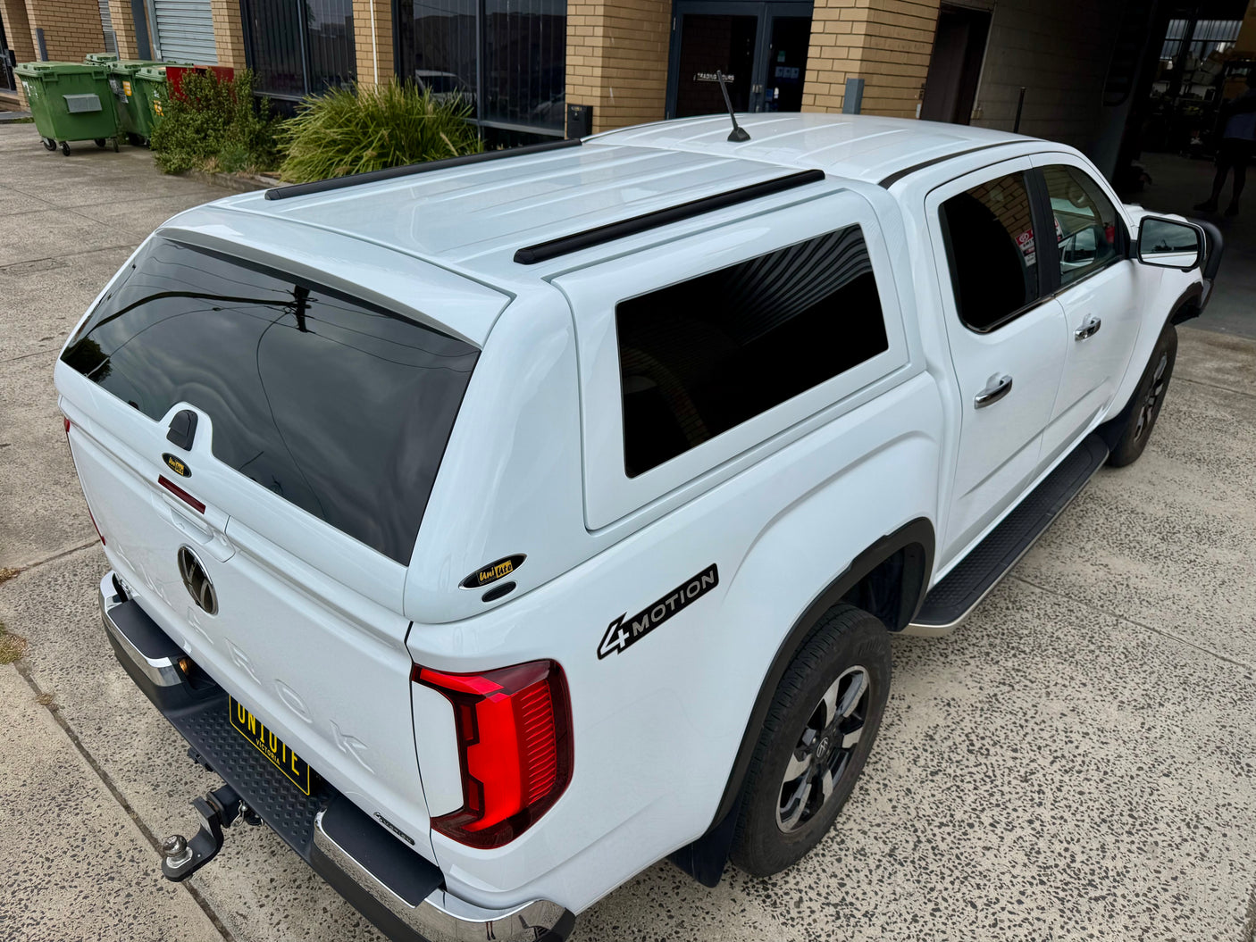Volkswagen Amarok Canopy 2023-2025 - UniUte PRO Series
