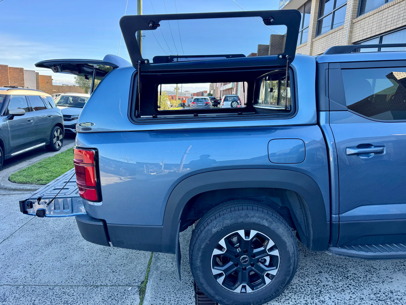Fibreglass Canopy for BYD Shark 6 2025+ | UniUte