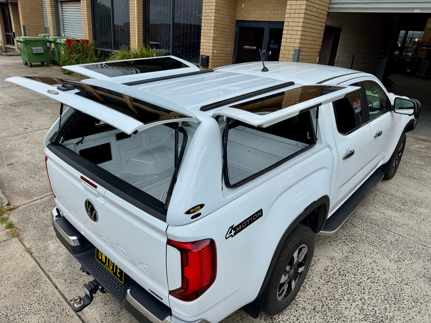 Volkswagen Amarok Canopy 2023-2025 - UniUte PRO Series