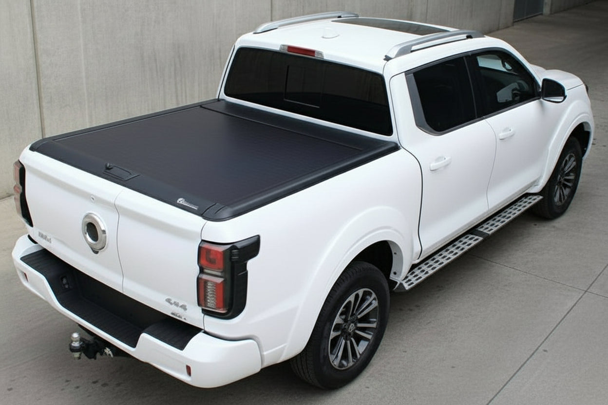 GWM Cannon Alpha Roller Shutter 2024+ Gen2 Manual Roller Cover on white truck, top view