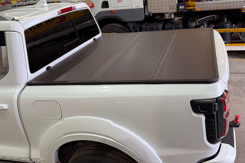 Tri-Fold Hard Lid Cover for GWM CANNON ALPHA 2024+