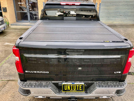 CHEVROLET SILVERADO Quad-Fold Hard Lid Tonneau Cover For Chevrolet Silverado 1500 2014-2023