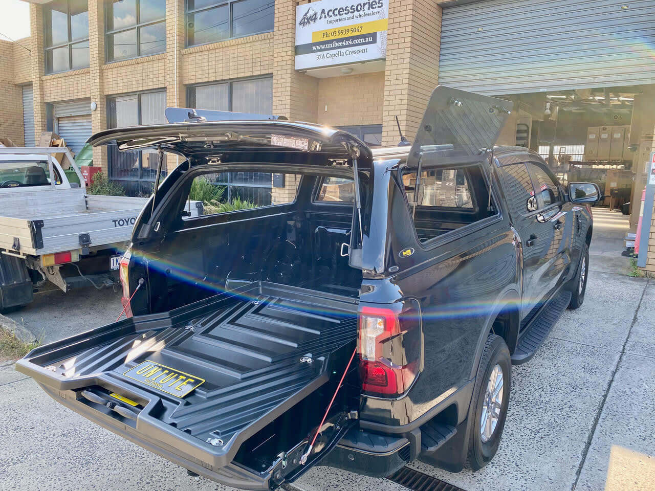 Ford Ranger canopy for RA NextGen 2022-2025, showcasing style and security.