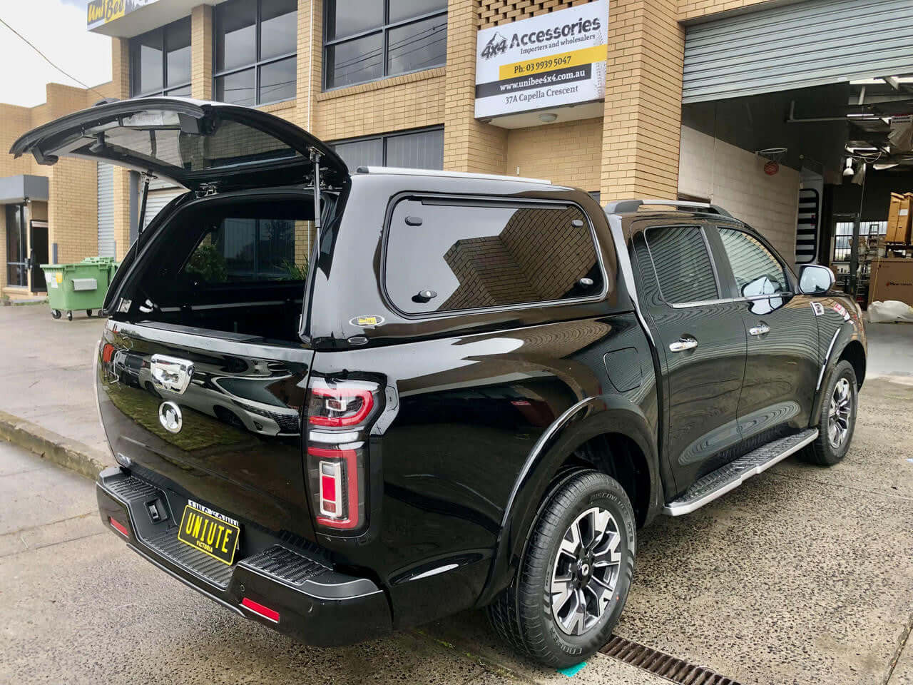 GWM Cannon canopy, showcasing premium design and functionality for 2020-2025 Ute model.