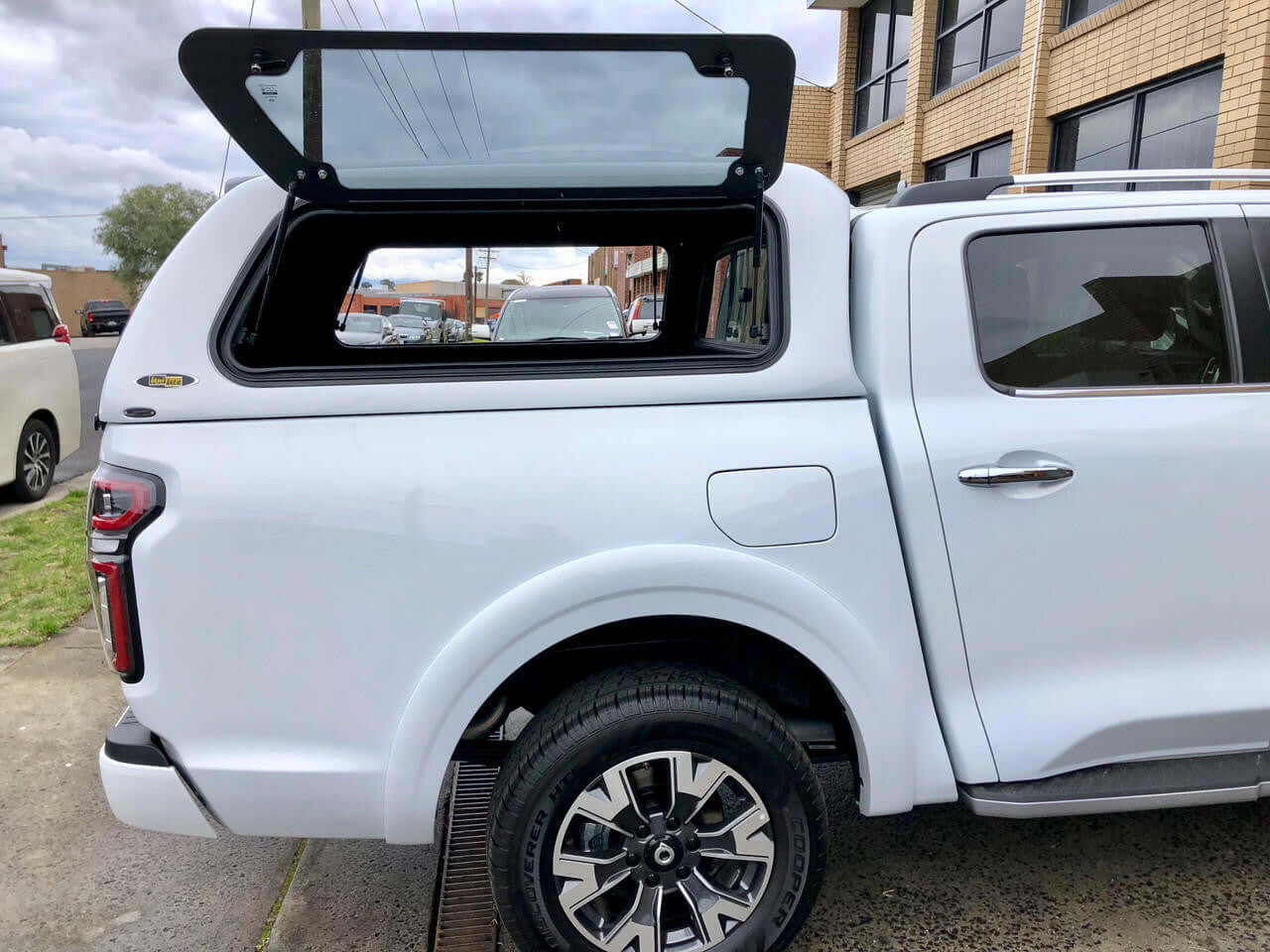 GWM Cannon Canopy 2020-2025 UniUte FORCE PRO on vehicle