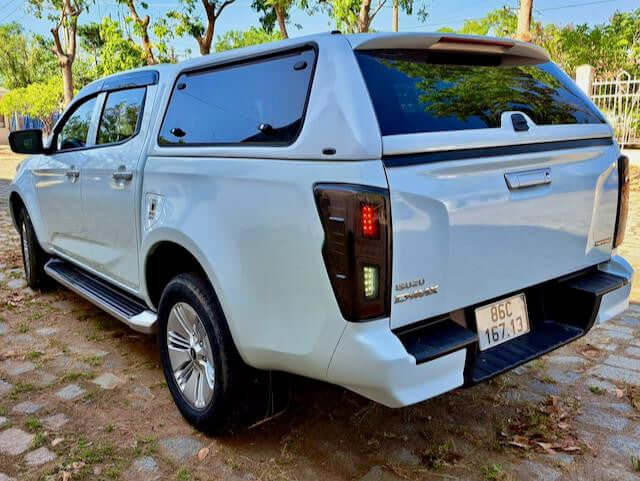 Mazda BT50 truck with FORCE PRO bt50 canopy, 2020-2025 model, parked outdoors