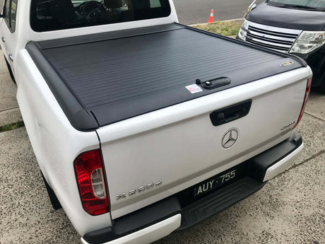x class roller shutter on Mercedes-Benz X-Class 2017-2021 white truck bed, UniUte Gen1 manual cover installed