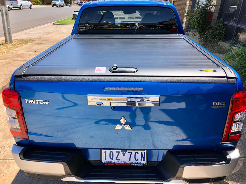 triton roller shutter on Mitsubishi Triton with manual cover 2015-2024 models