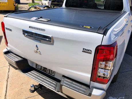 Mitsubishi Triton MQ & MR 2015-2024 with UniUte Gen2 Manual Roller Shutter installed, showcasing triton roller shutter.