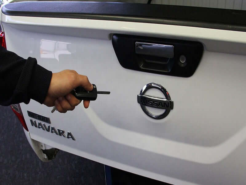 NISSAN NAVARA Tail Gate Central Locking For Nissan Navara NP300 2015-2020