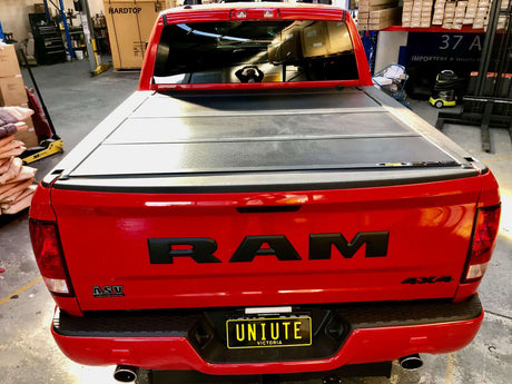 RAM 1500 Quad-Fold Hard Lid Tonneau Cover for Dodge RAM 1500 DS 2009-2023 5,7' BED