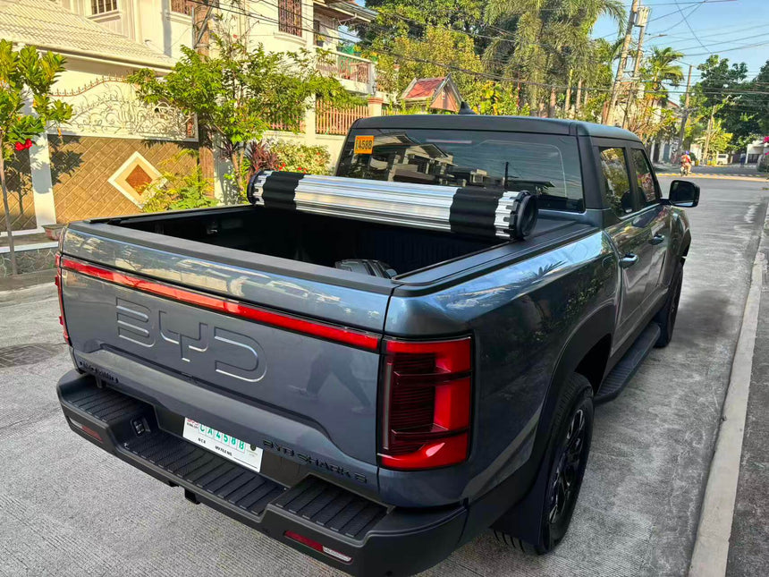 BYD Shark 6 Tray Cover with HR REVOLVER Hard Rolling Cover for secure ute protection, ideal for Australian conditions.