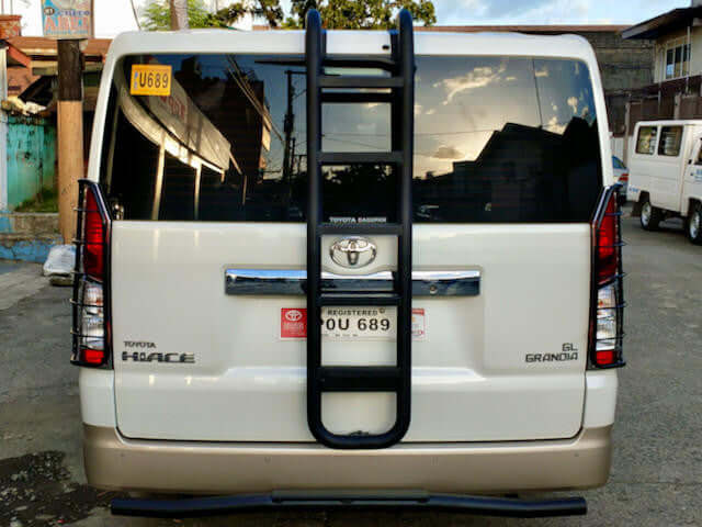 TOYOTA HIACE VAN Black Rear Ladder for Toyota HiAce 300 series 2019-2023