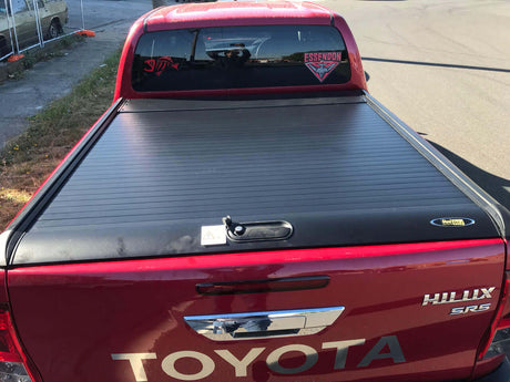 Toyota Hilux SR5 with hilux roller cover from UniUte Gen1 Manual 2015-2024, showcasing stylish protection and functionality for your truck.