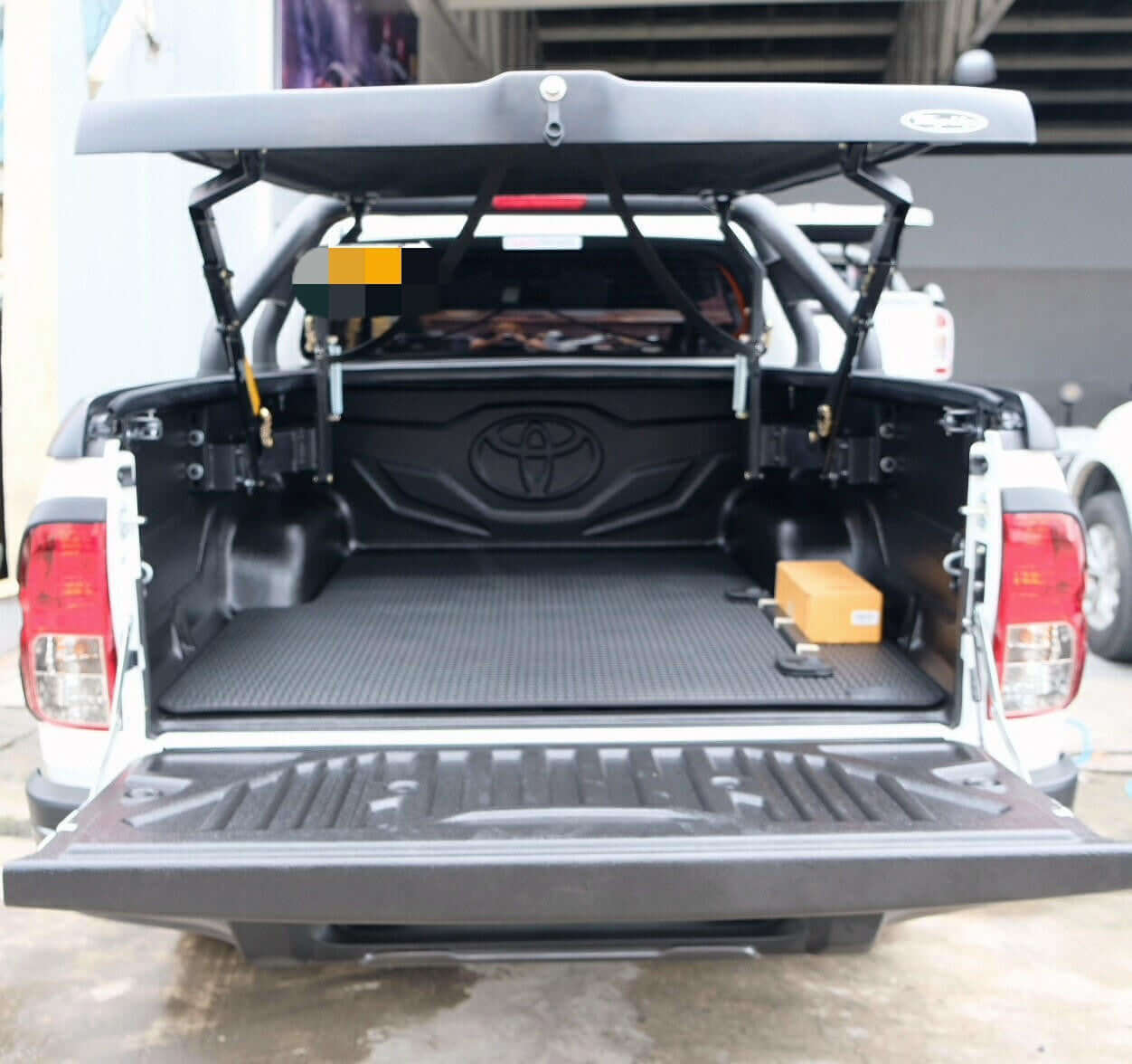 TOYOTA HILUX Tub Mat For Toyota Hilux 2015-2023
