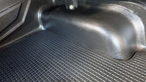 Tub mat for Volkswagen Amarok 2010-2022 — custom-fit heavy-duty rubber installed | UniUte