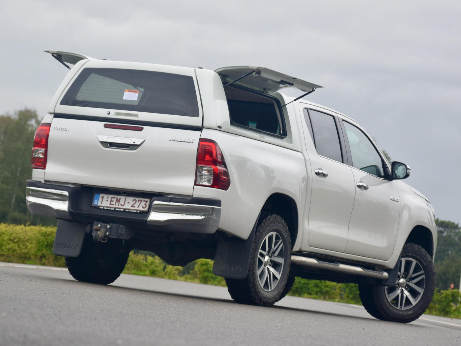 Best Canopy for Hilux: Buying Guide and Top Picks