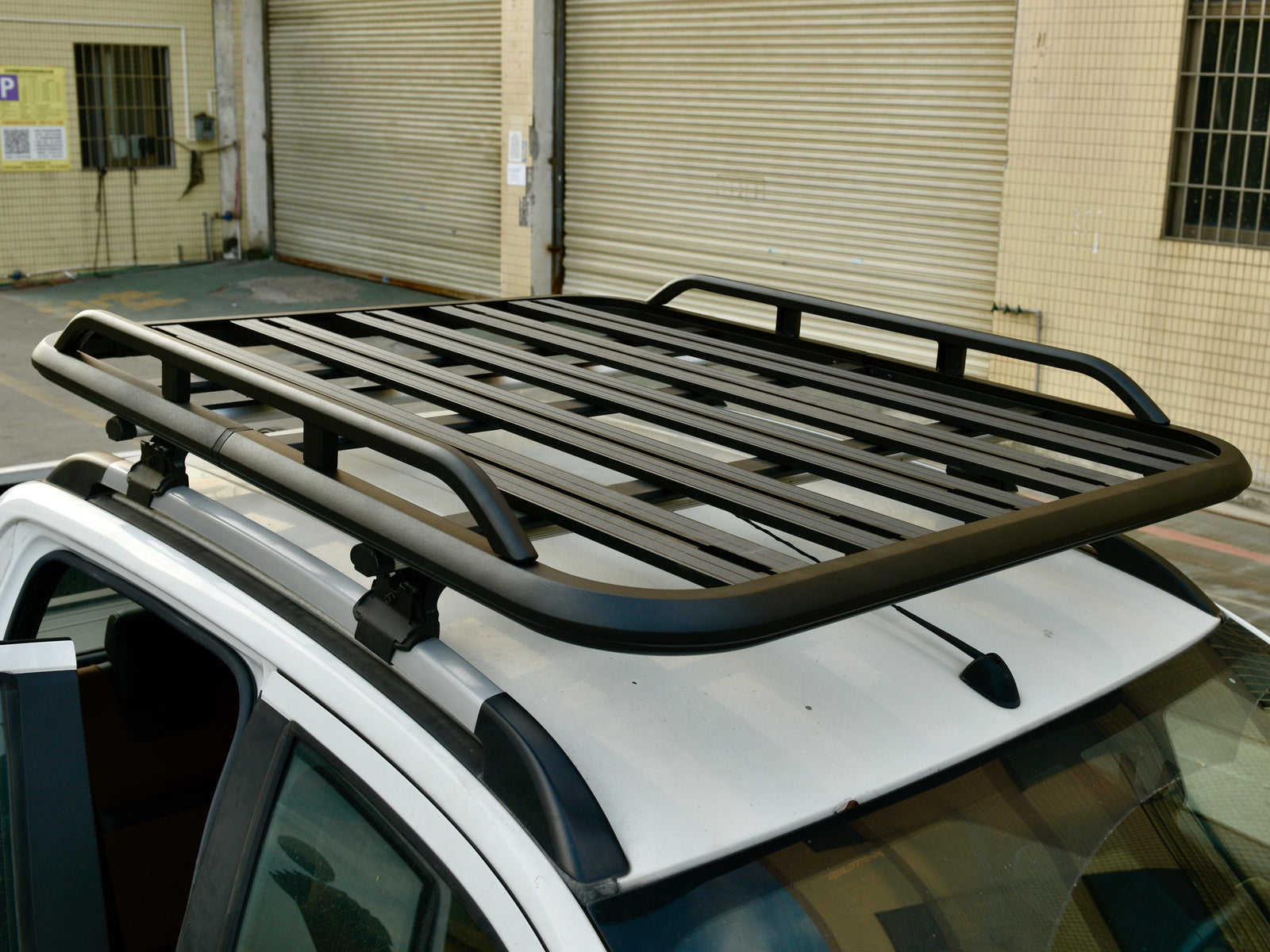 Best Roof Rack for Hilux: Top Picks and Buying Guide