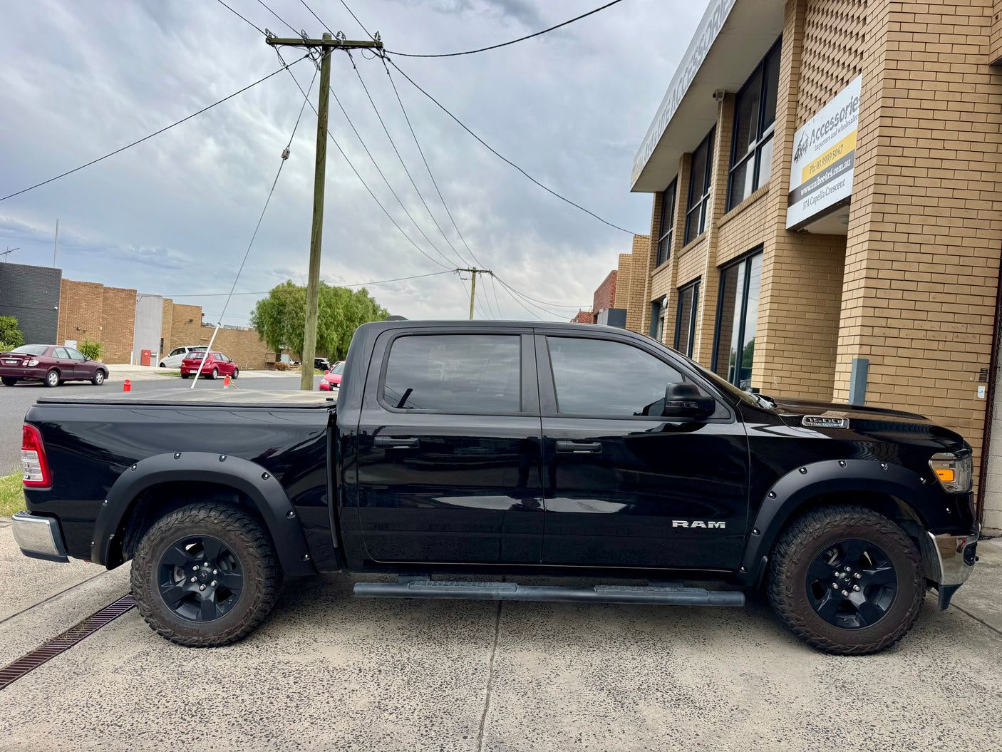 RAM 1500 DT 2019-2026 fender flares — installed full vehicle side view | UniUte