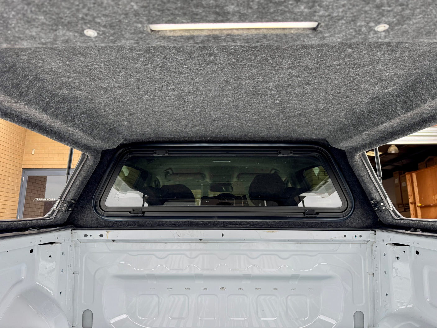 Volkswagen Amarok Canopy 2023-2025 - UniUte PRO Series