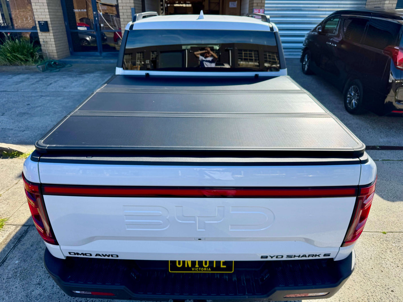 BYD Shark 6 hard lid tri-fold cover on 2025 model, providing style and security for your ute.