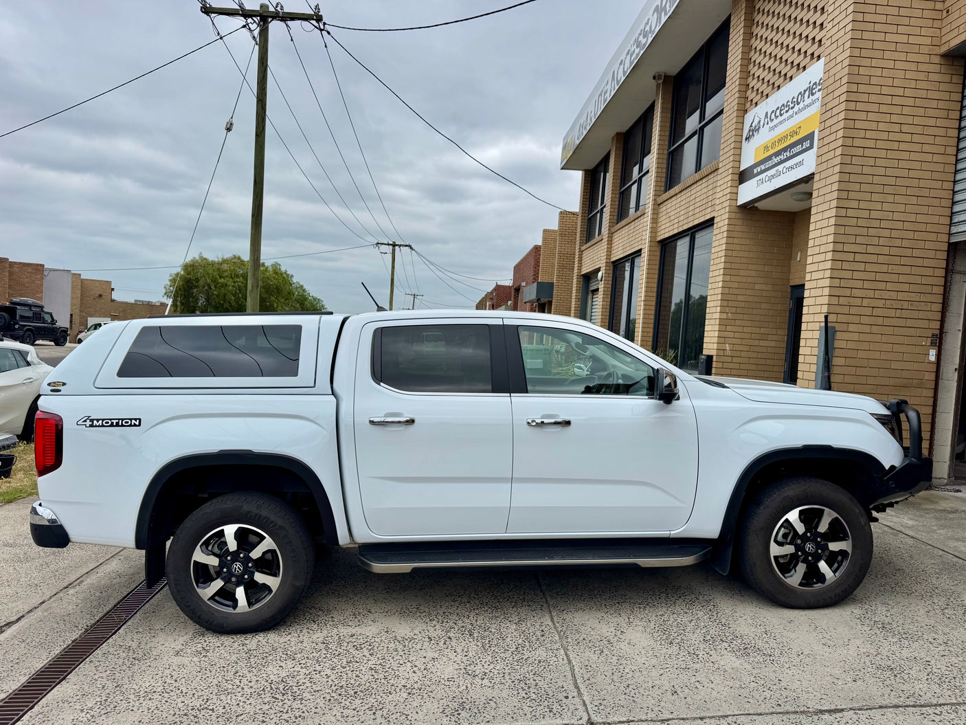 Volkswagen Amarok Canopy 2023-2025 - UniUte PRO Series