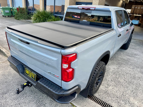Tri-fold hard lid for Chevrolet Silverado 1500 2014-2026 — installed closed | UniUte