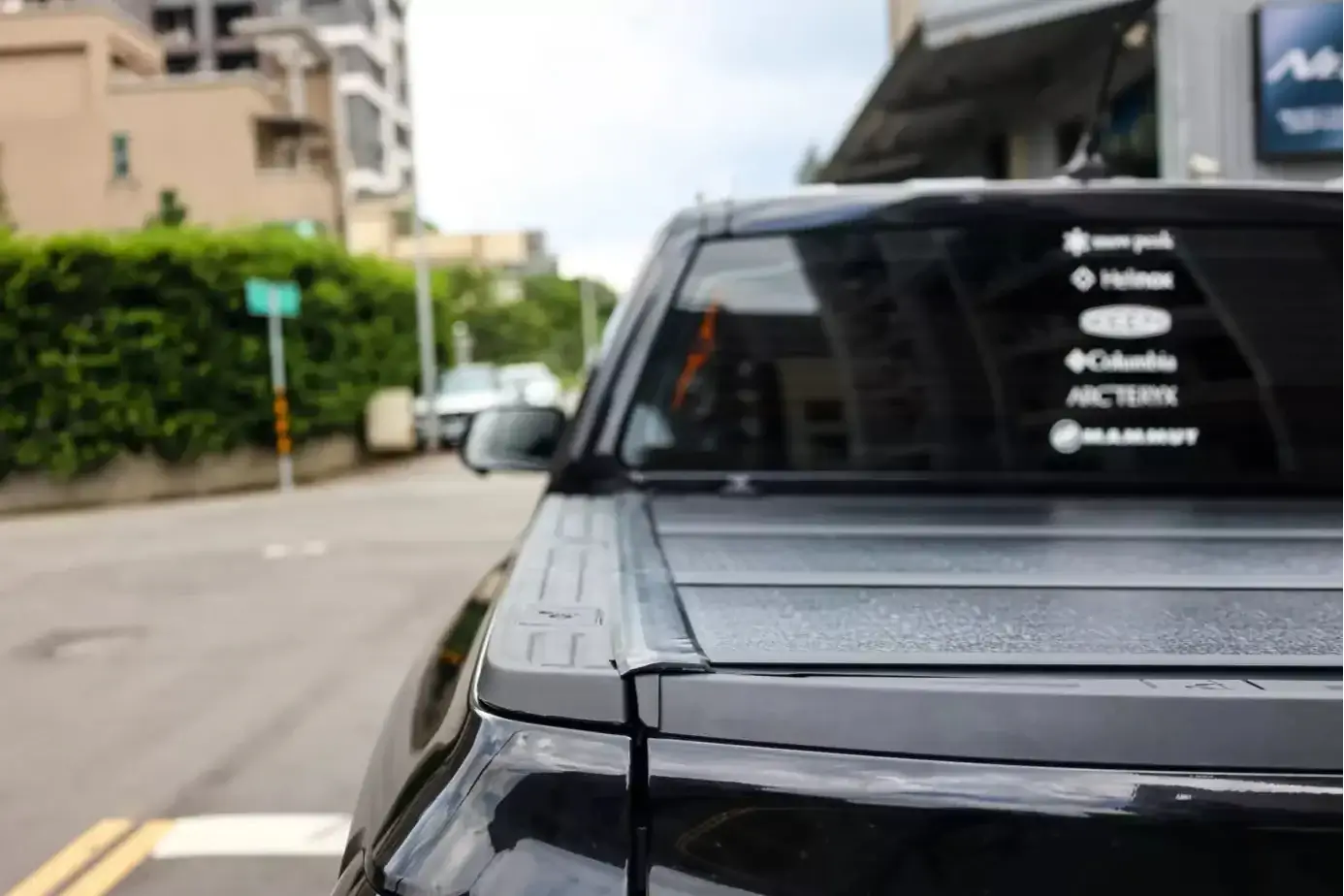 Quad-Fold Hard Lid Tonneau Cover for Ford Ranger NextGen 2023+ - UniUte