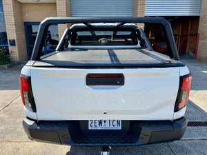 Universal Roll Bar with Multifunction Ladder Rack