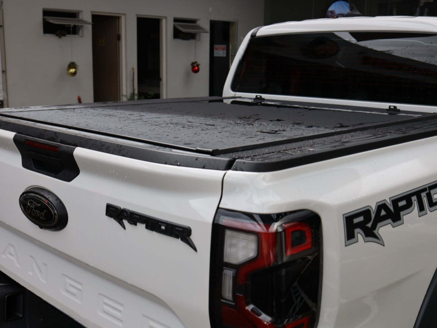 HR REVOLVER Hard Rolling Cover for Ford Ranger NextGen 2022-2025 - UniUte