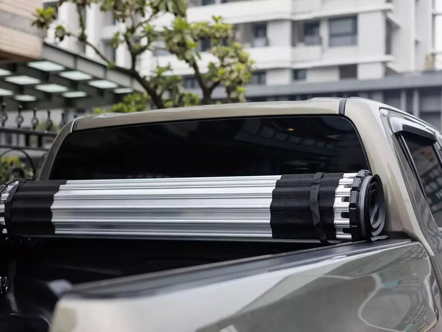 HR REVOLVER Hard Rolling Cover for Toyota Hilux SR5 2015-2025 - UniUte