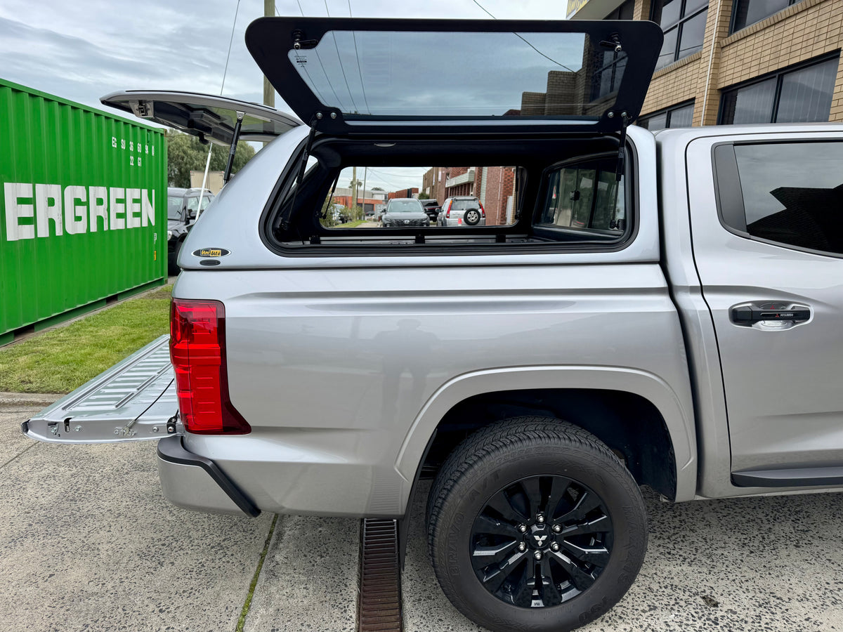 Mitsubishi Triton MV canopy — close-up of the paint-matched finish