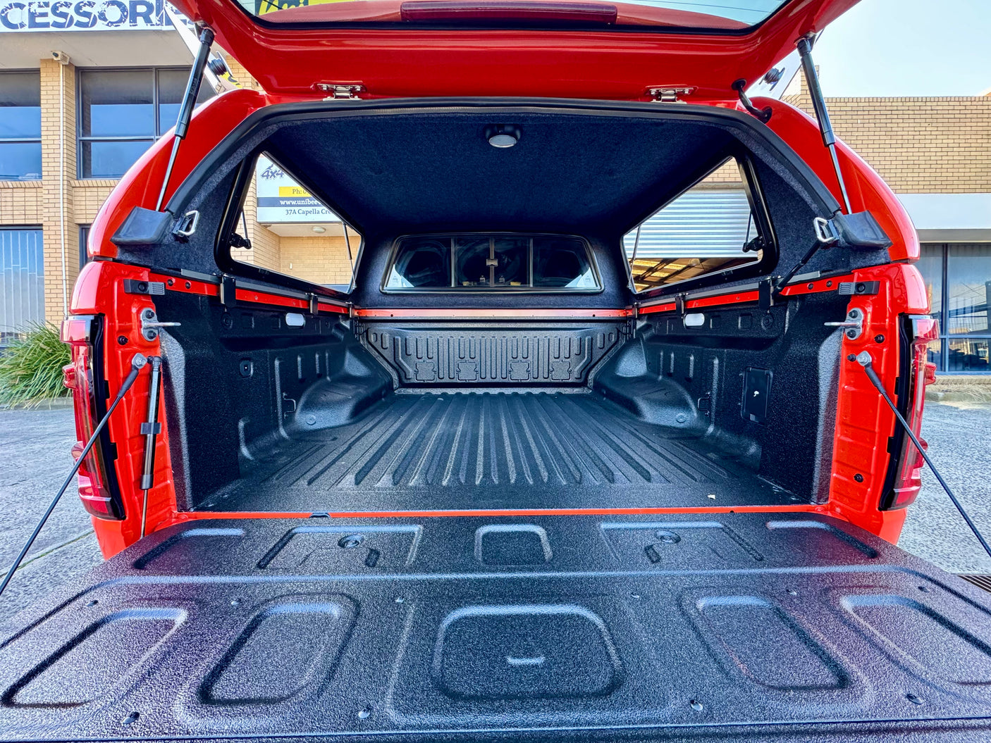 BYD Shark 6 canopy — close-up of the weather seals and rear door latch