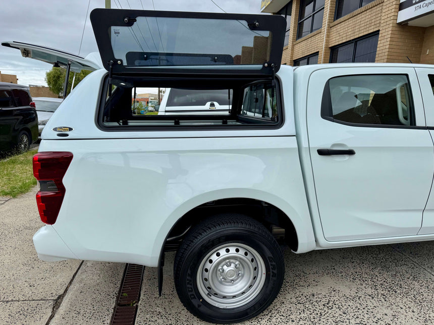 Side view of Isuzu D-Max with FORCE PRO Canopy DMax 2020–2025 installed for enhanced toughness and style in Australia.