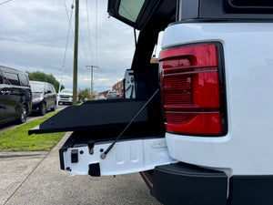 UniUte sliding tray fitted to BYD Shark 6 2025+ — extended for loading tools and gear