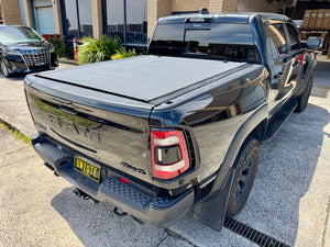 HR REVOLVER Hard Rolling Cover for RAM 1500 DT 2020-2025 5,7' BED - UniUte