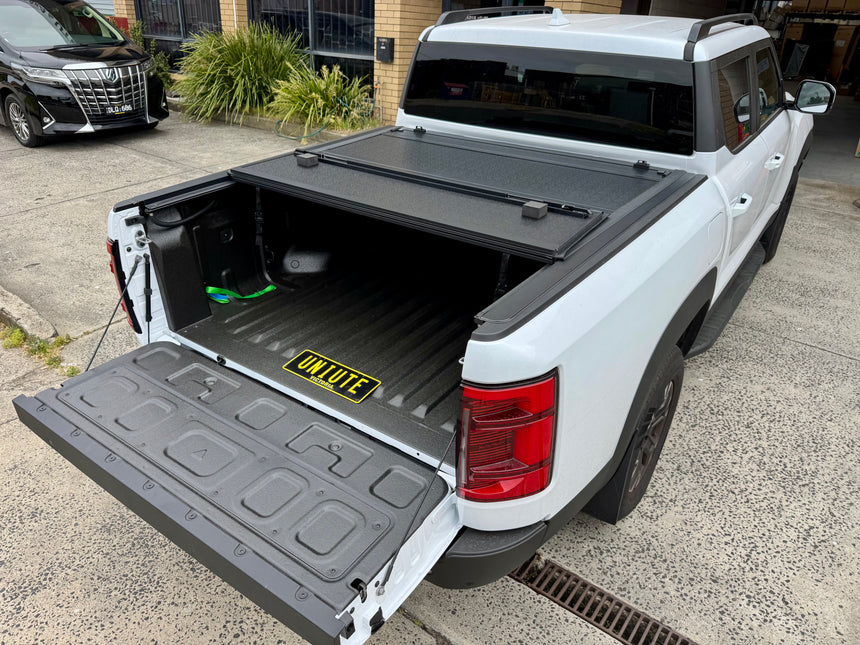 Quad-Fold Hard Lid Tonneau Cover for BYD Shark 6 2025+